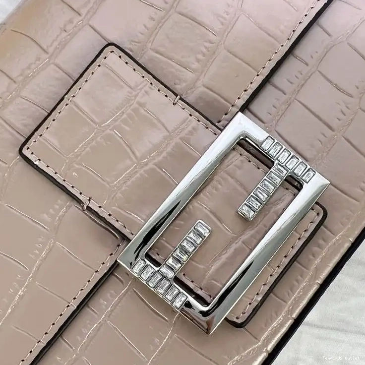 Vintage HOT Fendi Baguette Medium Bag In Khaki Tiffany Leather Crocodile 0516